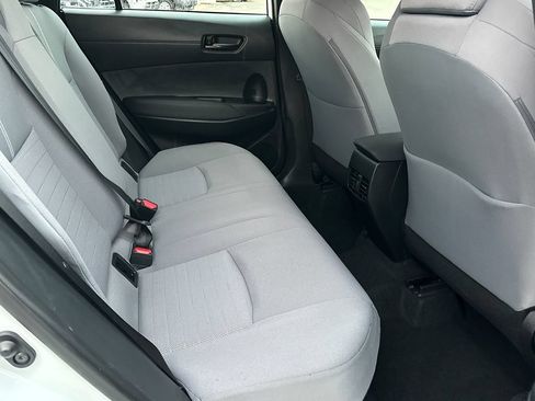 Used 2023 Toyota Corolla Cross AWD Hybrid image 10