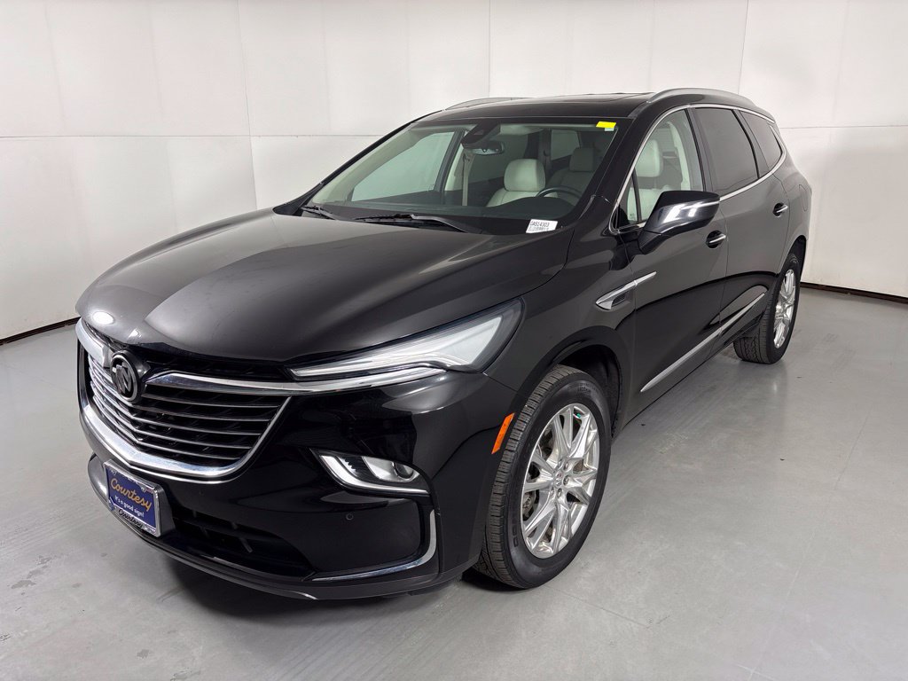 Used 2023 Buick Enclave Essence w/ Experience Buick Package FWD image 4