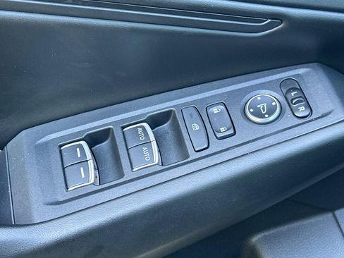 Used 2023 Honda Accord EX image 13