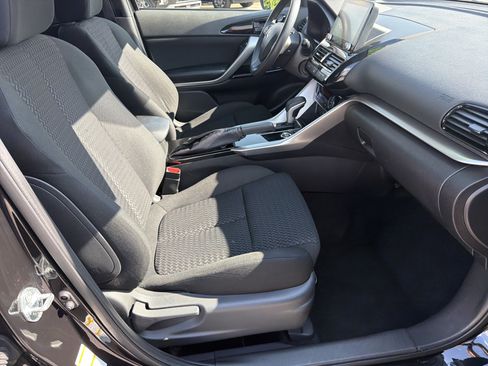 Used 2024 Mitsubishi Eclipse Cross LE AWD/4WD image 24