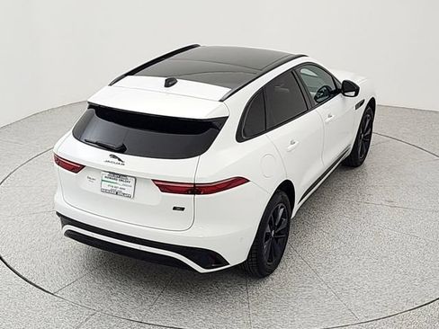 Certified 2026 Jaguar F-PACE R-Dynamic S AWD/4WD image 33
