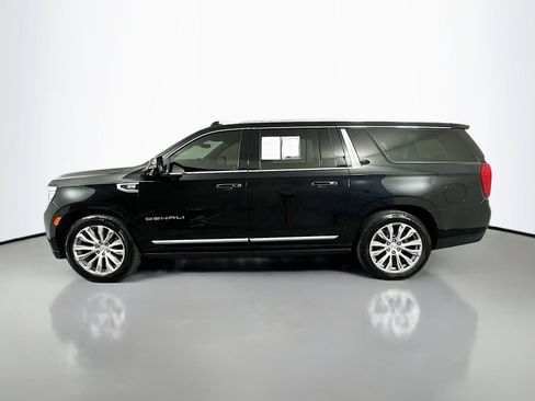 Used 2021 GMC Yukon XL Denali w/ Denali Ultimate Package AWD/4WD image 4
