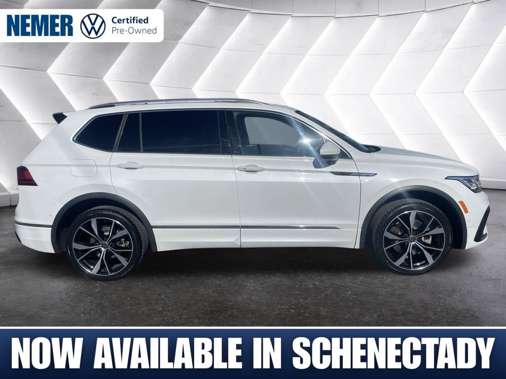 Used 2023 Volkswagen Tiguan SEL R-Line AWD/4WD image 7