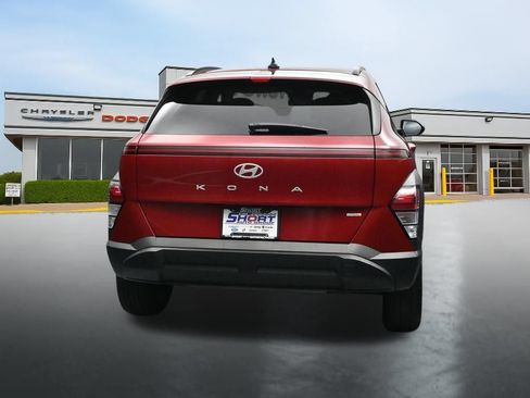 Used 2025 Hyundai Kona SEL AWD/4WD image 4
