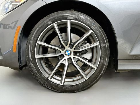 Used 2019 BMW 330i xDrive Sedan w/ Convenience Package AWD/4WD image 39