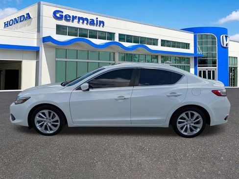 Used 2018 Acura ILX image 8