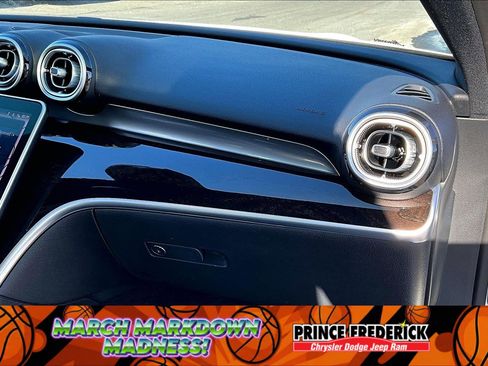 Used 2022 Mercedes-Benz C 300 C 300 image 13