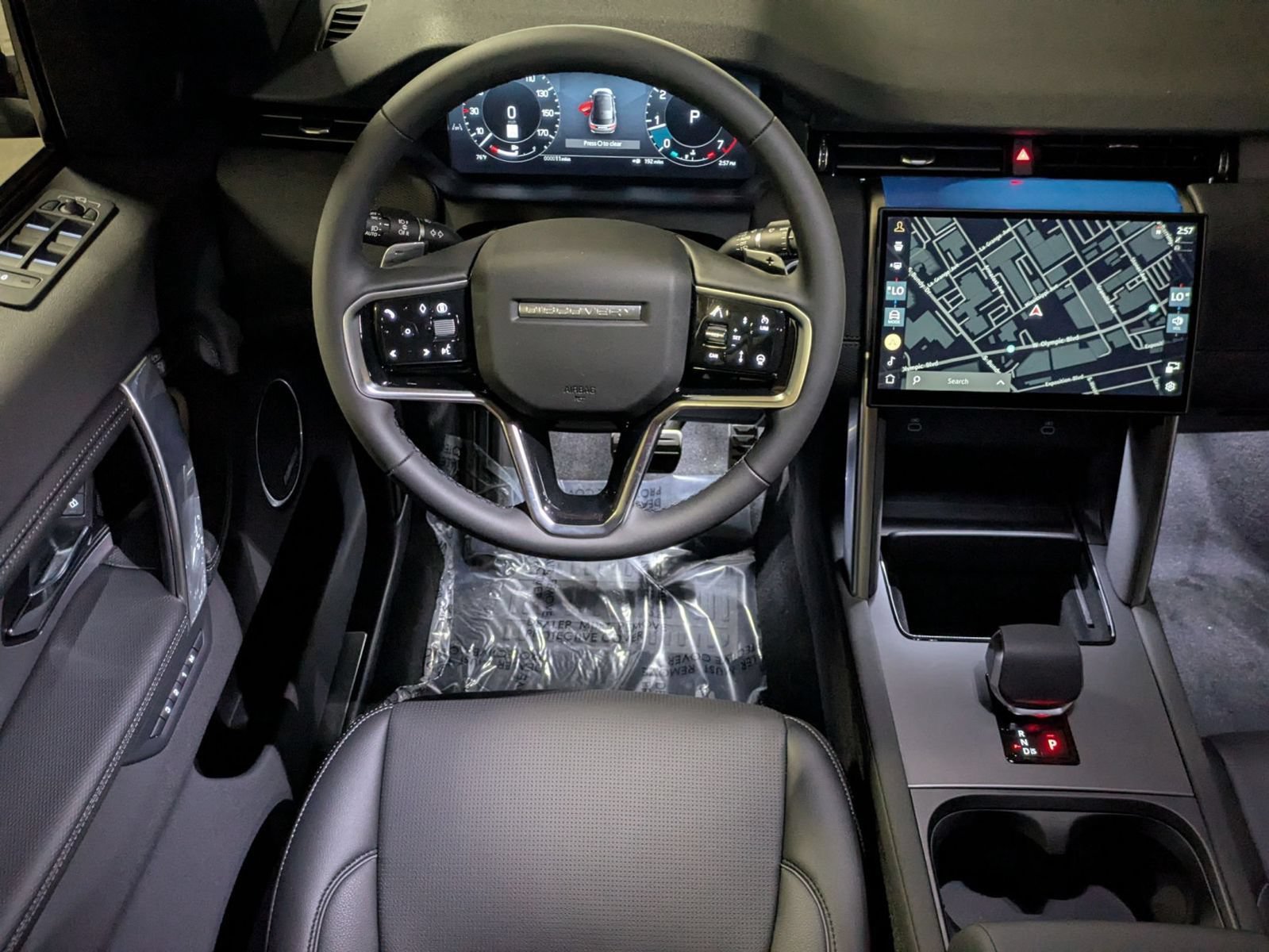 New 2026 Land Rover Discovery Sport Landmark AWD/4WD image 27