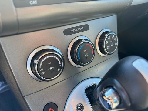 Used 2012 Nissan Sentra 2.0 SR image 25