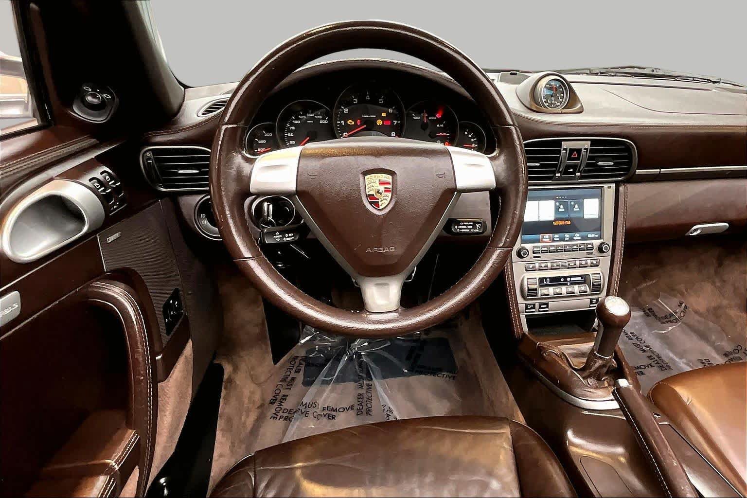 Used 2006 Porsche 911 Carrera RWD image 5