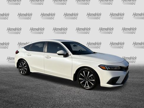 Used 2024 Honda Civic EX-L image 2