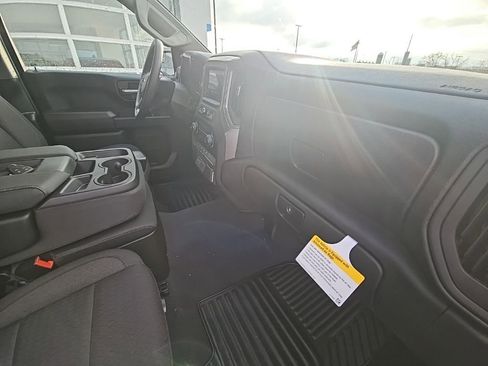 New 2026 Chevrolet Silverado 1500 Custom AWD/4WD image 32