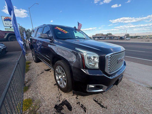 Used 2015 GMC Yukon Denali w/ Premium Package AWD/4WD image 3