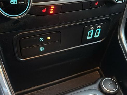 Used 2021 Ford EcoSport SE image 19