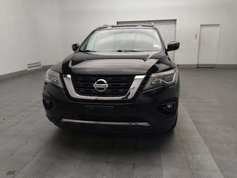 Used 2019 Nissan Pathfinder SV image 15
