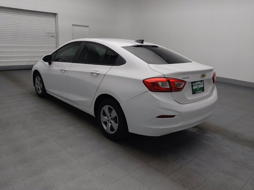 Used 2018 Chevrolet Cruze LS FWD image 3