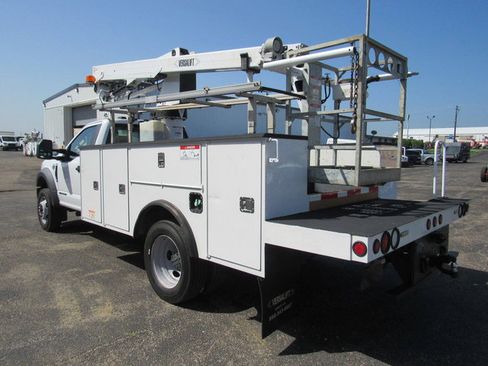 Used 2021 Ford F550 4x4 Regular Cab Super Duty image 5