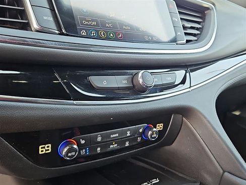 Certified 2023 Buick Enclave Avenir w/ Avenir Technology Package image 18