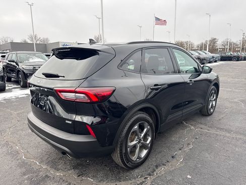 Used 2025 Ford Escape ST-Line w/ Equipment Group 301A image 7