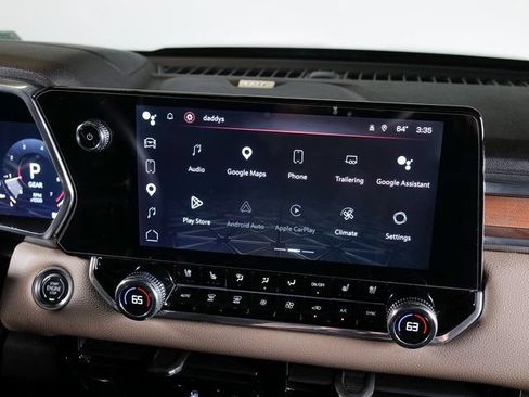 Used 2023 GMC Canyon Denali w/ Denali Black Edition AWD/4WD image 14