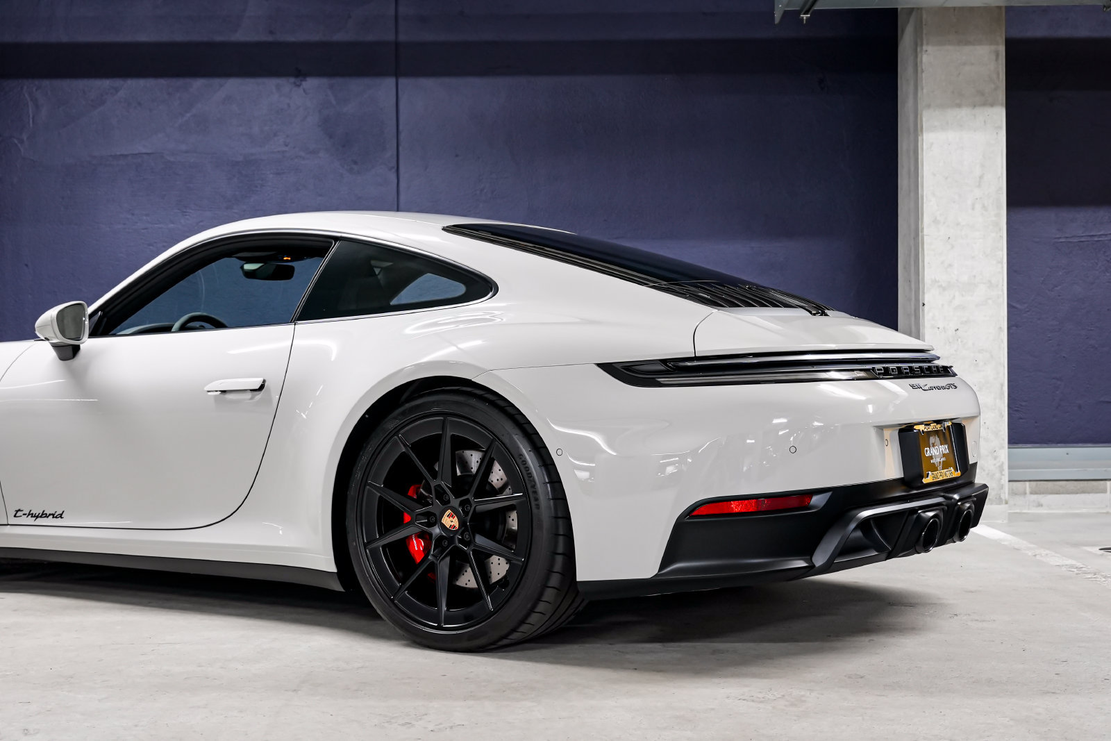 Used 2026 Porsche 911 Carrera GTS RWD image 37