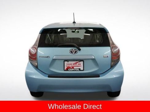 Used 2012 Toyota Prius C One image 3