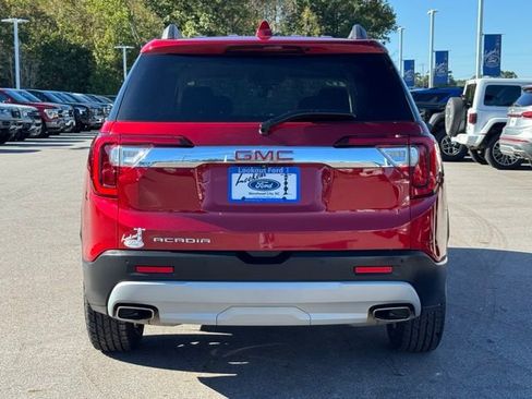 Used 2021 GMC Acadia SLE w/ Driver Convenience Package image 4