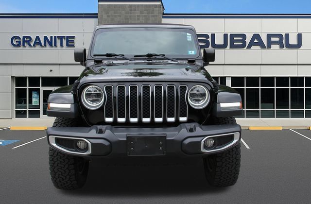 Used 2018 Jeep Wrangler Unlimited Sahara AWD/4WD image 4