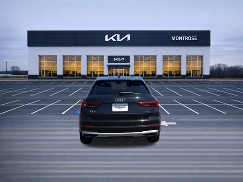 Used 2022 Audi Q3 2.0T Premium AWD/4WD image 7