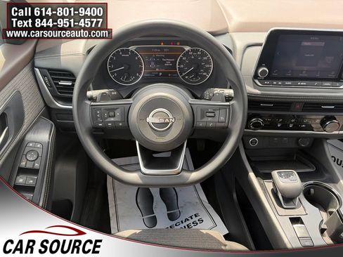 Used 2022 Nissan Rogue S FWD image 9