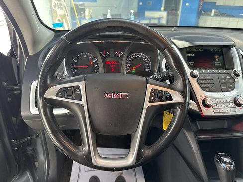 Used 2017 GMC Terrain SLE image 27