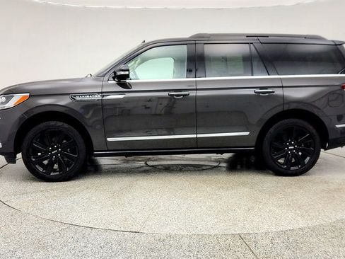 Used 2024 Lincoln Navigator Black Label AWD/4WD image 8