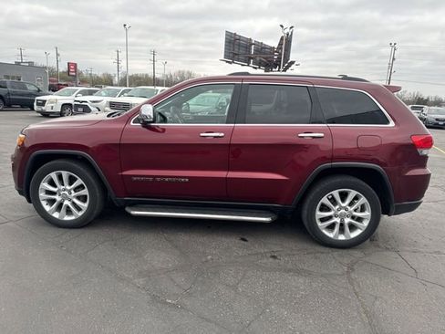 Used 2017 Jeep Grand Cherokee Limited w/ Trailer Tow Group IV image 5