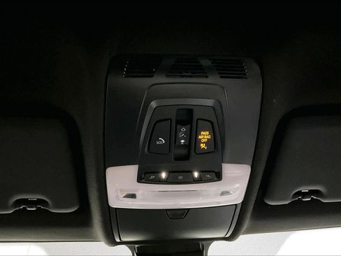 Used 2019 BMW X6 xDrive35i w/ M Sport Package image 34