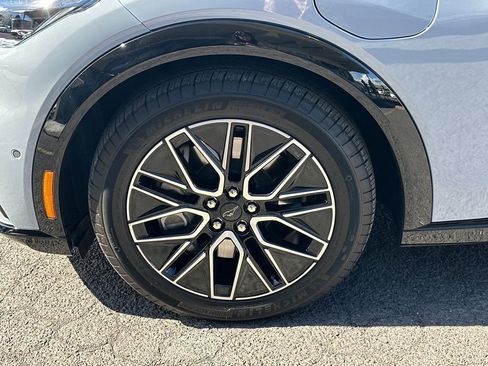 Used 2024 Ford Mustang Mach-E Premium image 12