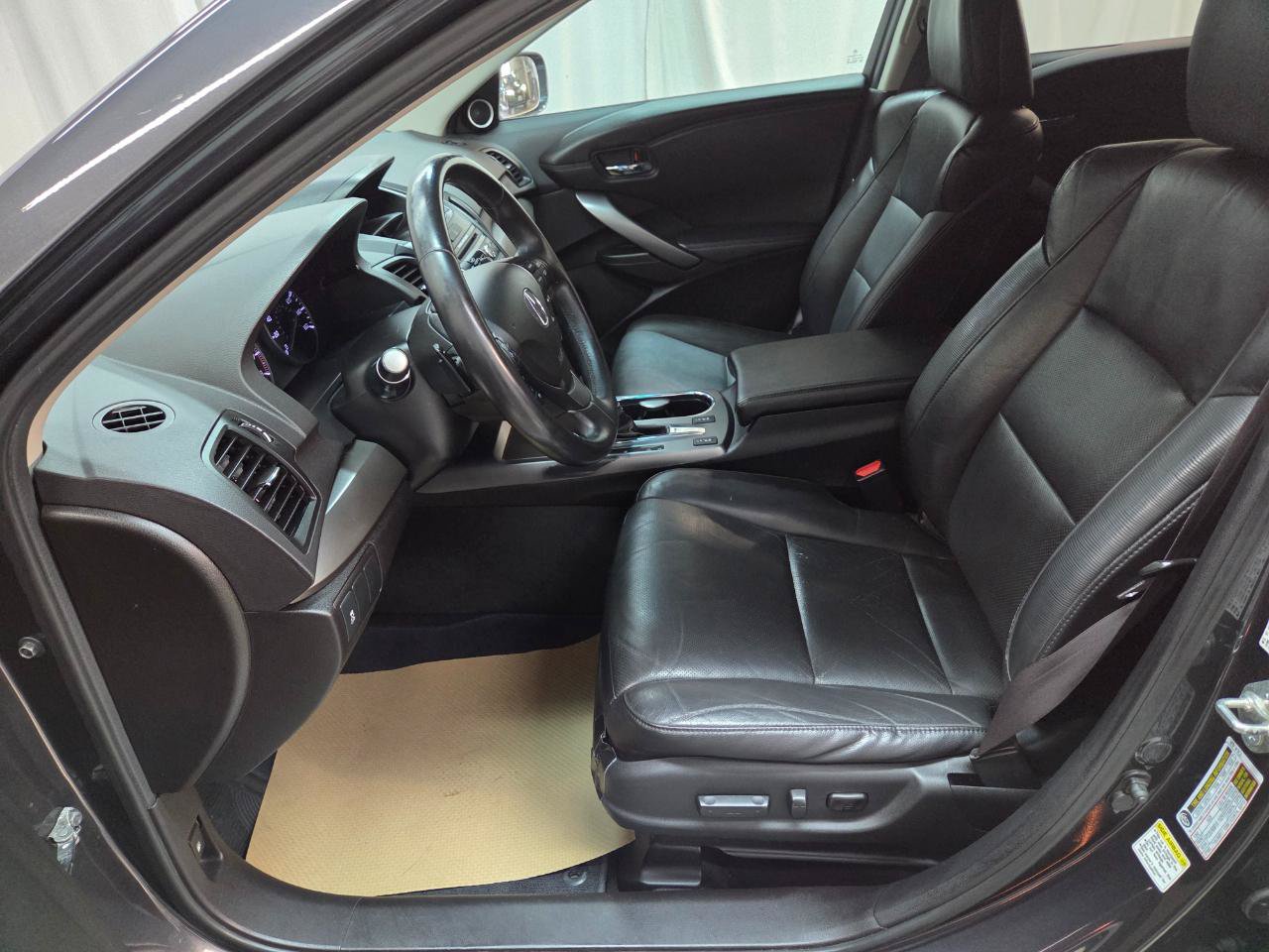 Used 2014 Acura RDX AWD image 16