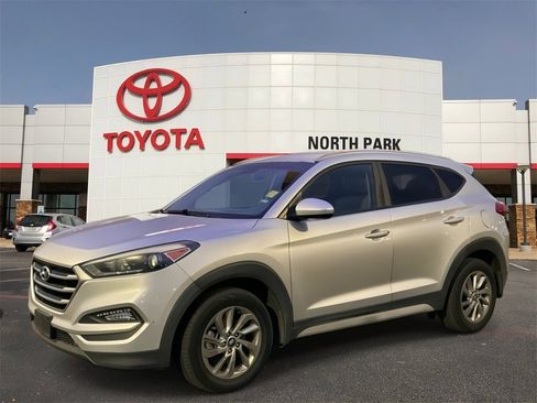 Used 2018 Hyundai Tucson SEL image 1