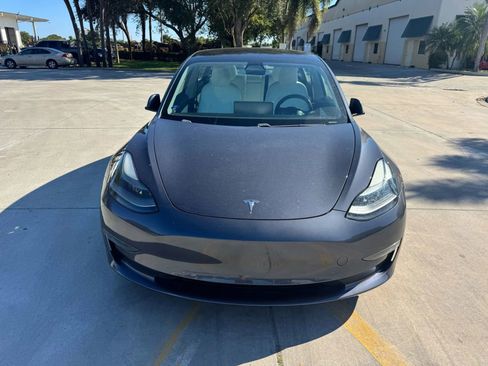 Used 2021 Tesla Model 3 Standard Range Plus image 8