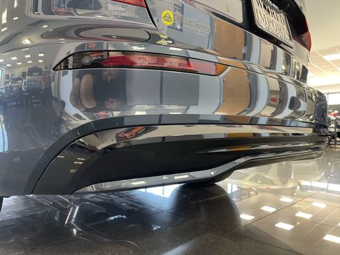 Used 2025 Volvo S60 T8 Ultra w/ Climate Package image 17