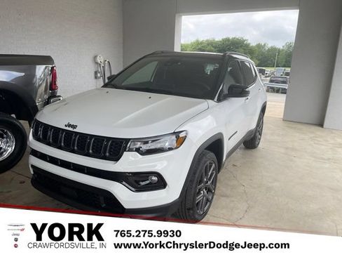 Used 2026 Jeep Compass Limited w/ Sun, Sound & Navigation Group AWD/4WD image 1