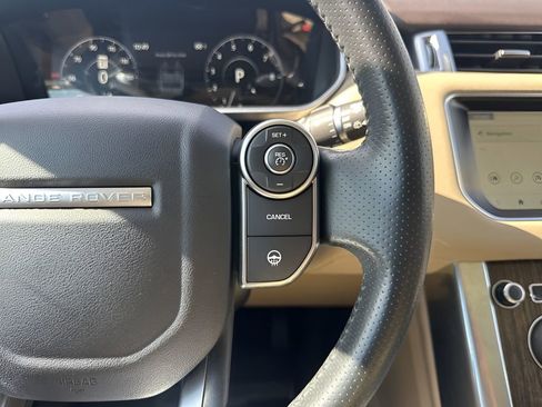 Used 2017 Land Rover Range Rover Sport HSE image 17