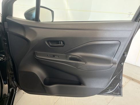 Used 2025 Nissan Versa S FWD image 22
