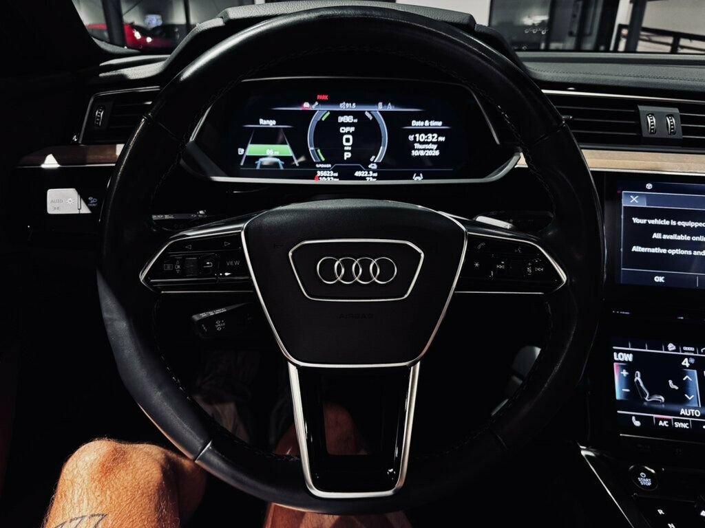 Used 2024 Audi Q8 e-tron Premium AWD/4WD image 13