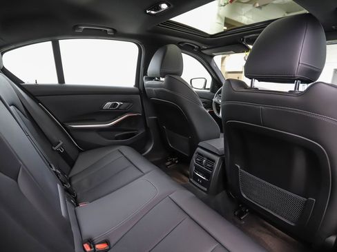 Used 2022 BMW 330i xDrive Sedan w/ Driving Assistance Package image 26