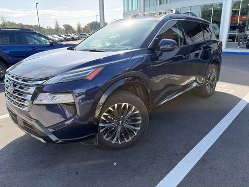 Used 2026 Nissan Rogue Platinum w/ Platinum Premium Package AWD/4WD image 1