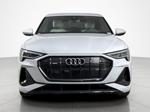 Certified 2023 Audi e-tron Premium w/ Convenience Plus Package AWD/4WD image 8