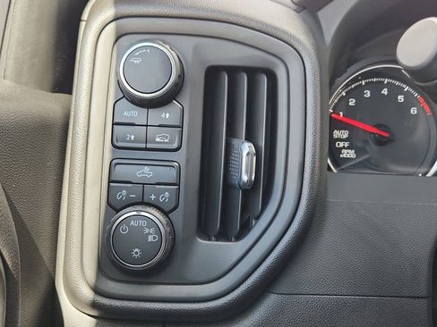 Used 2022 Chevrolet Silverado 1500 Custom w/ LPO, Dark Essentials Package AWD/4WD image 29