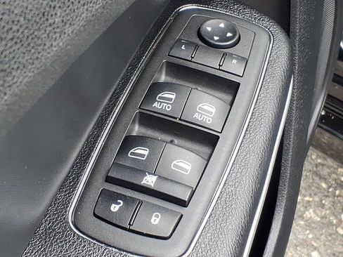 Used 2021 Chrysler 300 S w/ S Model Appearance Package AWD/4WD image 13