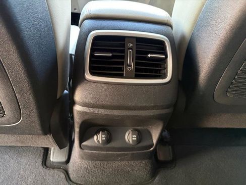Used 2017 Kia Sorento EX AWD/4WD image 34