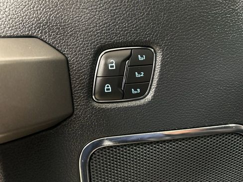 Certified 2022 Ford F250 Platinum image 12